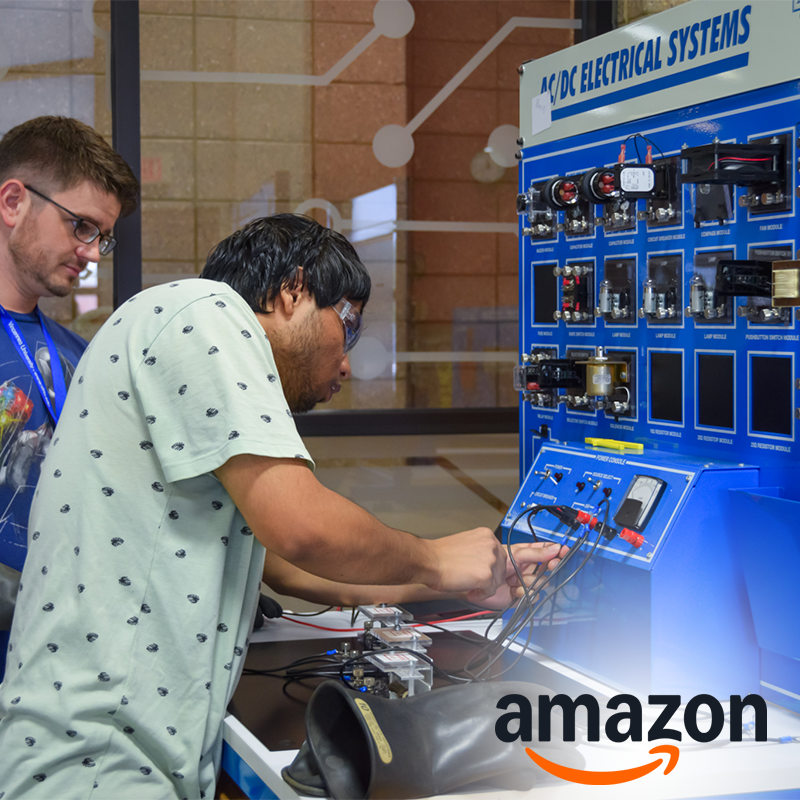 VU students working hands on in Amazon sponsored training lab.